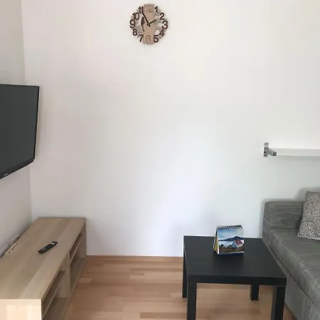 Apartment Tamliving Zentrum Ruhe Wifi Kueche Grosse Terrasse Internettv